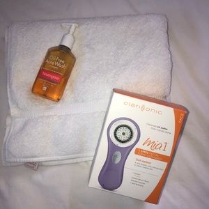 Brand New In Box Clarisonic Mia